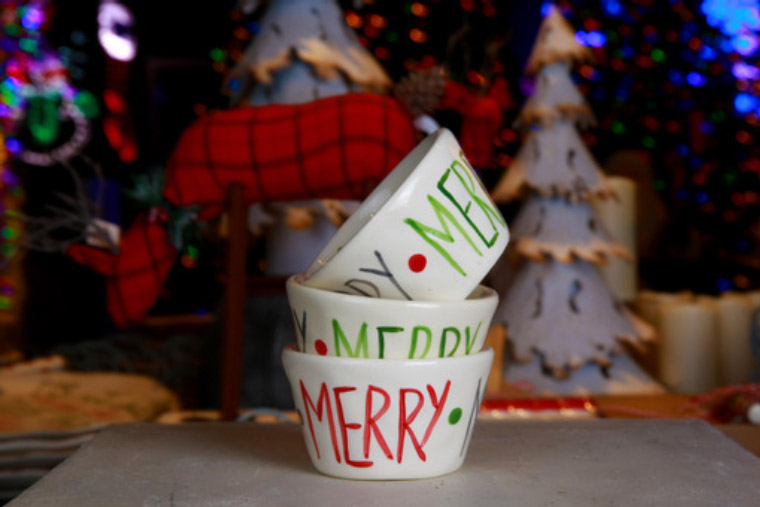 Holiday cups with Christmas messages