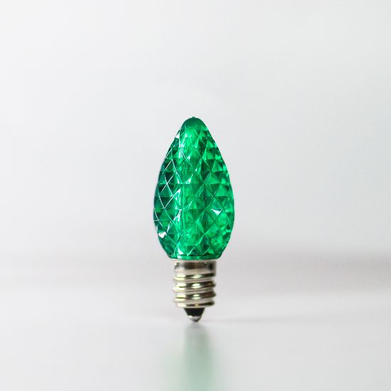 C7 Green bulb, displayed vertically