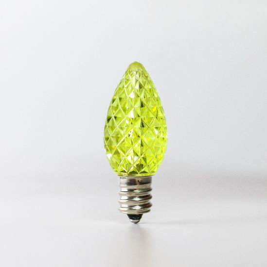 C7 Yellow bulb, displayed vertically