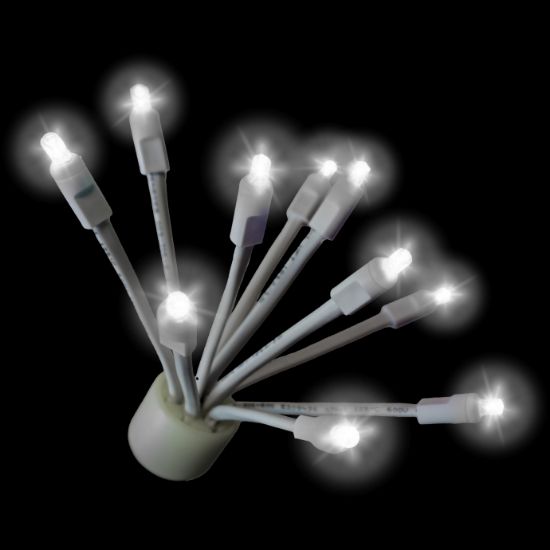 C9 Glitzer Pure White lit on black background